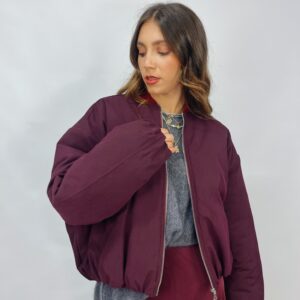 Bomber con interno imbottito e trapuntato