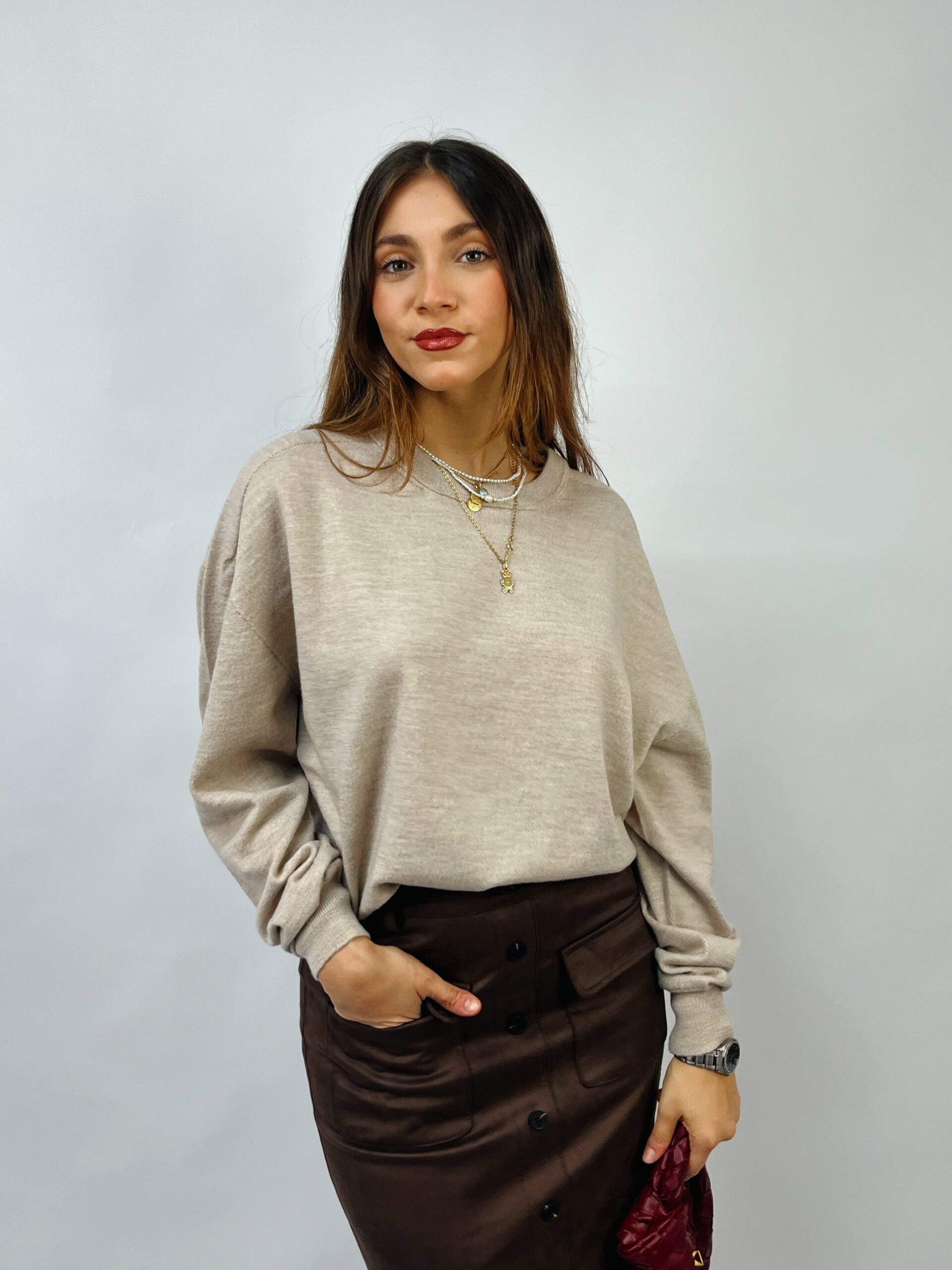 CASHMERE & LANA CAPSULE - Maglia girocollo con buco sulla schiena - immagine 2