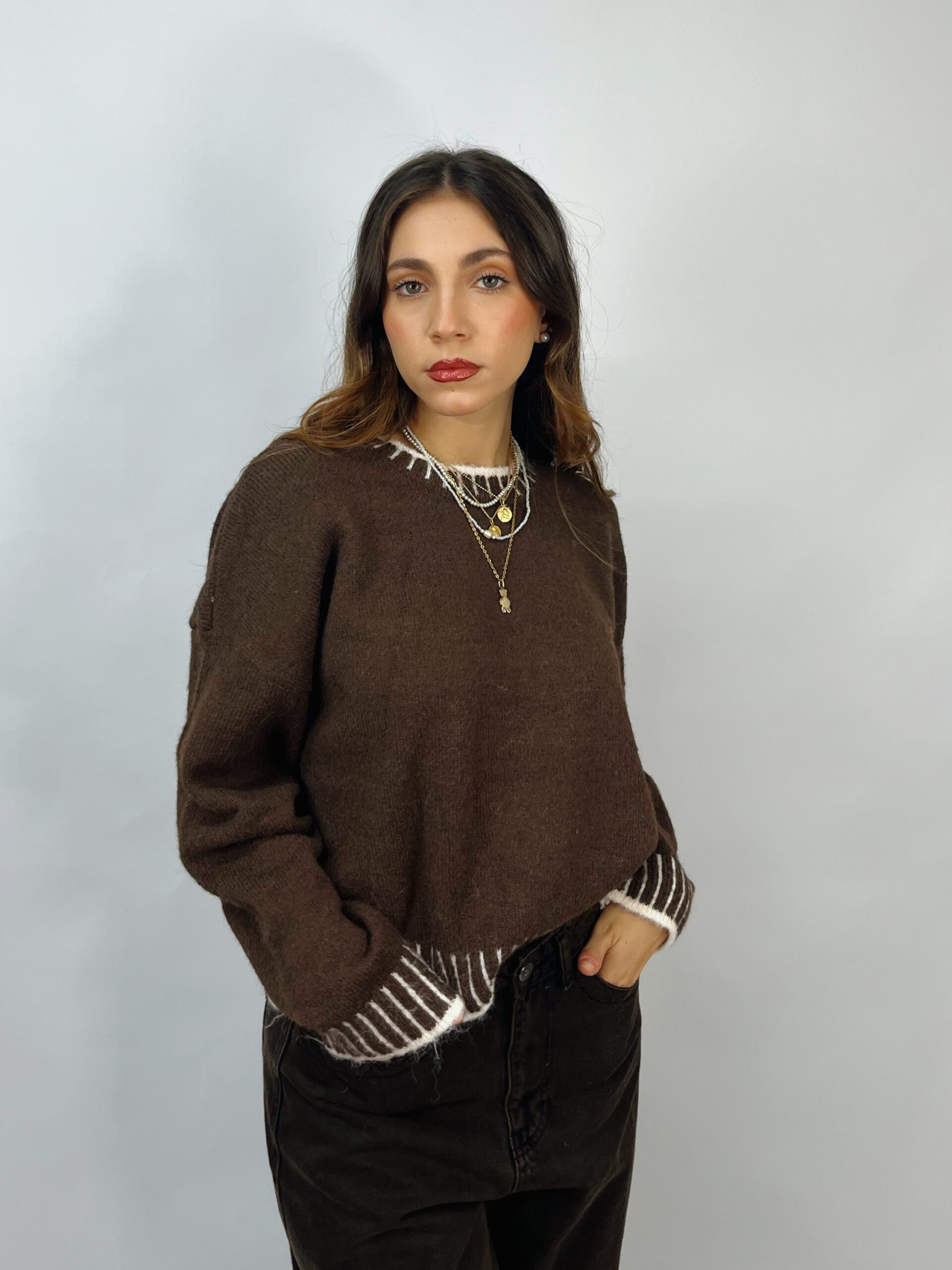 Maglia con polsi e fondo in contrasto