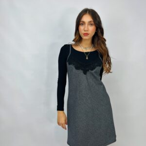 Abito tartan con scollatura in pizzo