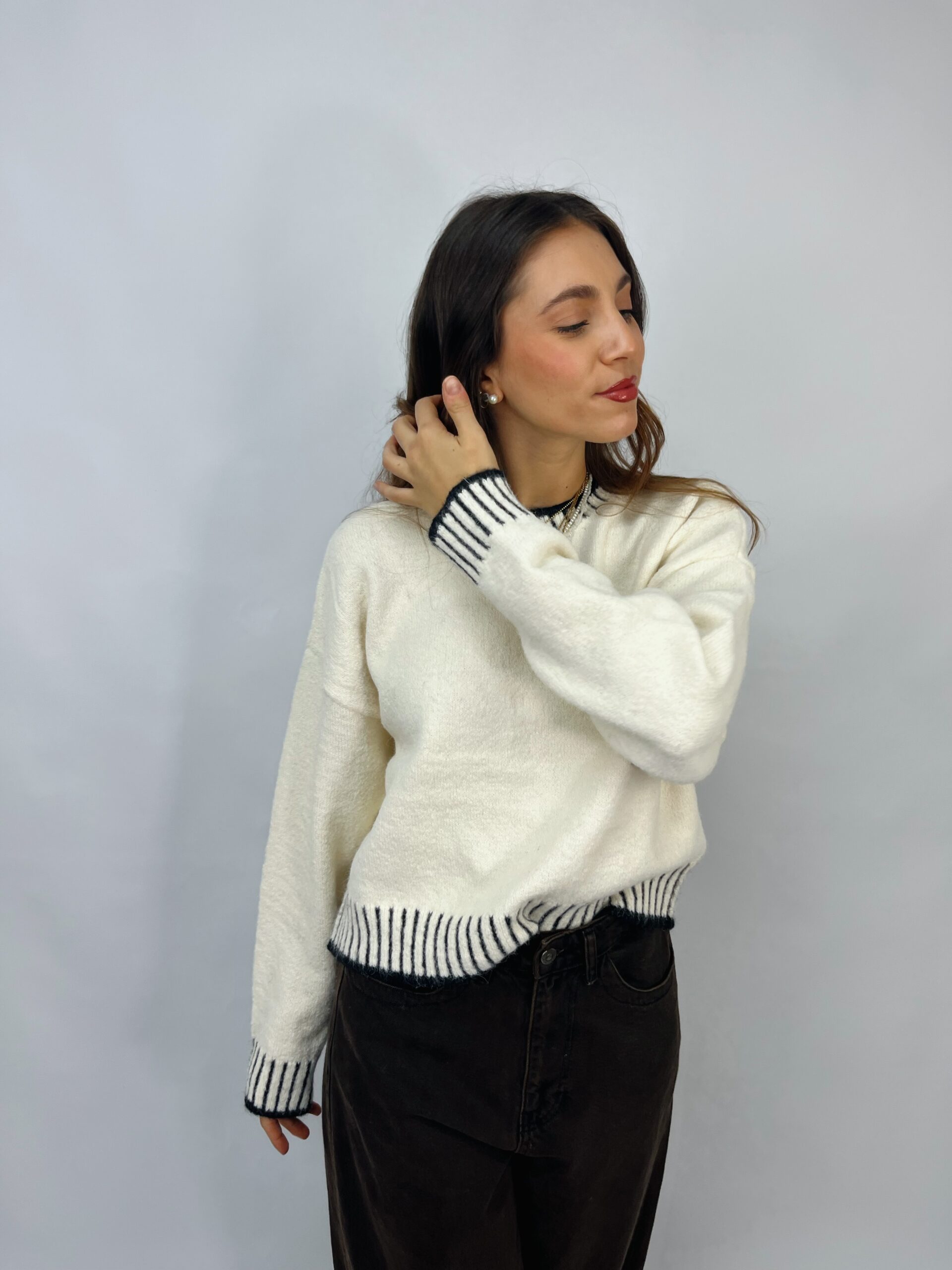 Maglia con polsi e fondo in contrasto