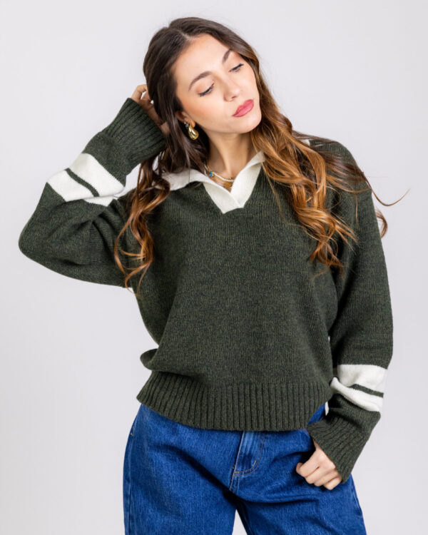 Future Apparel - Maglione con colletto in contrasto